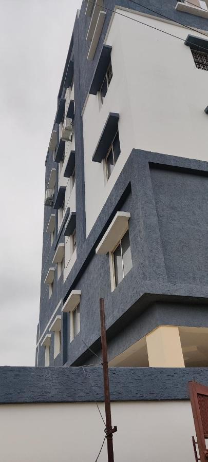 Oyo 81589 Aruna Dwraka Homes 하이데라바드 외부 사진